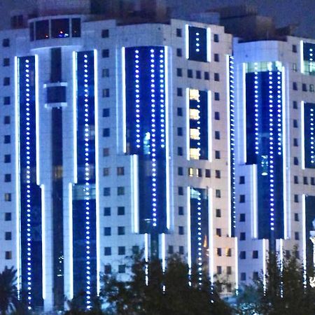 Amt 메나 도하 아파트 호텔 외부 사진